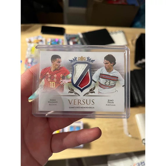 Royal Cards Mystery Pack – Garantált aláirt, mezdarabos vagy számozott kártya